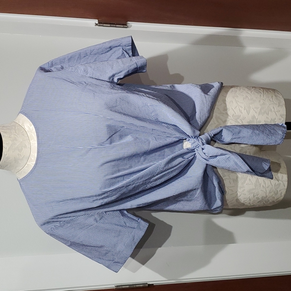 Zara Woman blue & white stripe tie-front top, size M